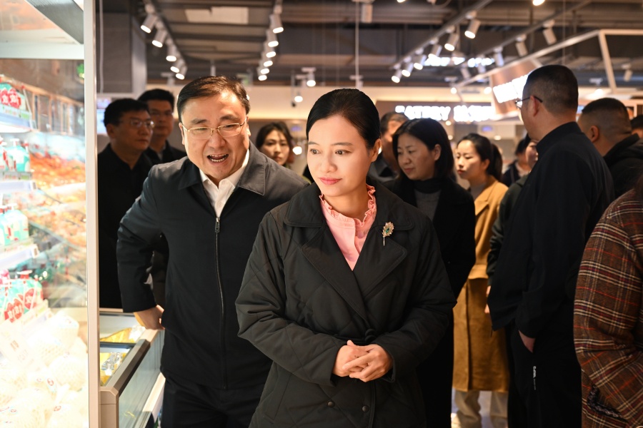 韋朝暉：強化安全和保供措施落實 確保人民群眾平安祥和過節(jié)